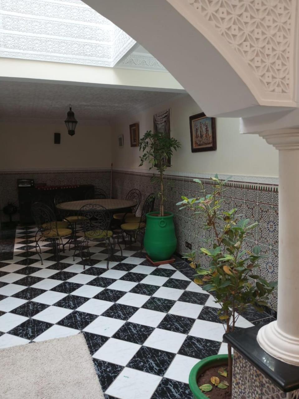 Duplex Style Riad Residence Avec Piscines Marrakesh Exterior foto